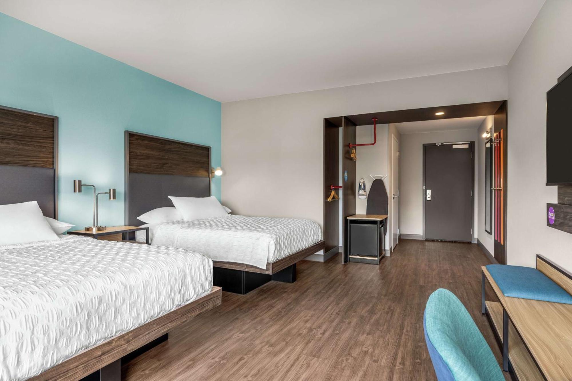 Tru By Hilton Hershey Chocolate Avenue Extérieur photo